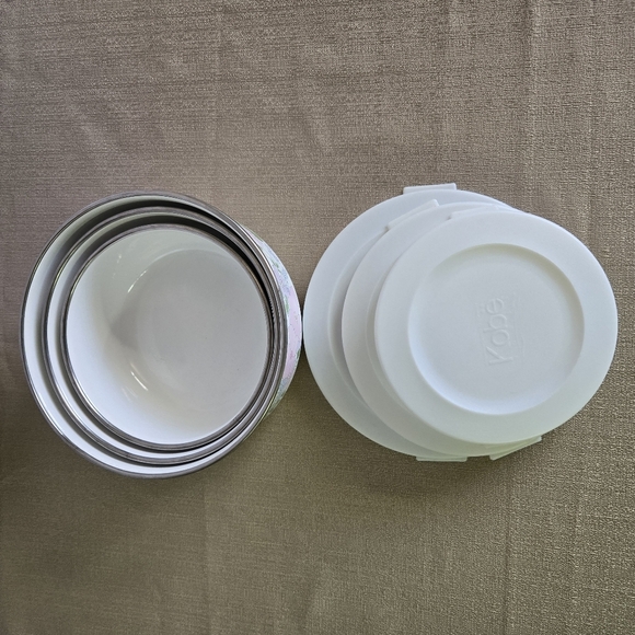 KOBË BOWLS | Vintage Enamelware Nesting Bowls in Floral 3-pc Set - Picture 16 of 16